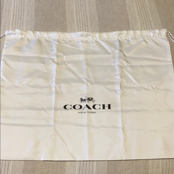 SOLD Coach chocolate bag excellent condition - Picture 8 of 8